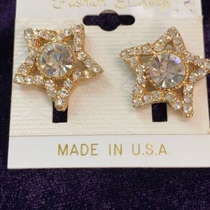 Star rhinestone earrings -gold tone